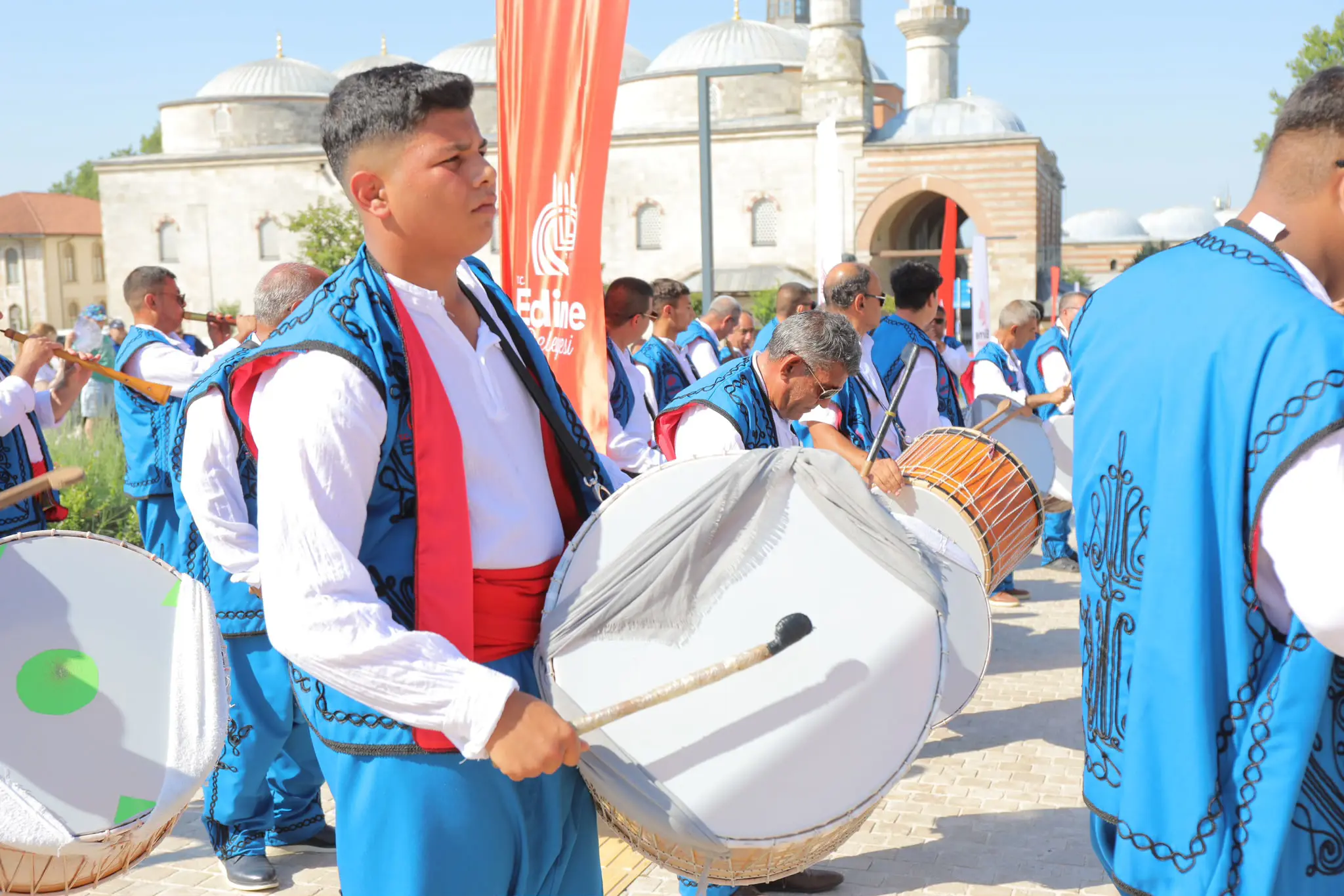 665. KIRKPINAR YAĞLI GÜREŞLERİ FESTİVALİ BAŞKAN KARŞILAMA TÖRENİYLE BAŞLADI galeri görseli